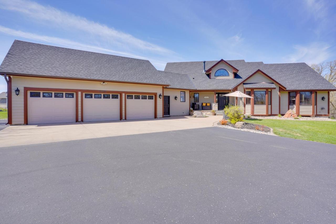 Expansive Shakopee Vacation Rental On 5 Acres! Extérieur photo